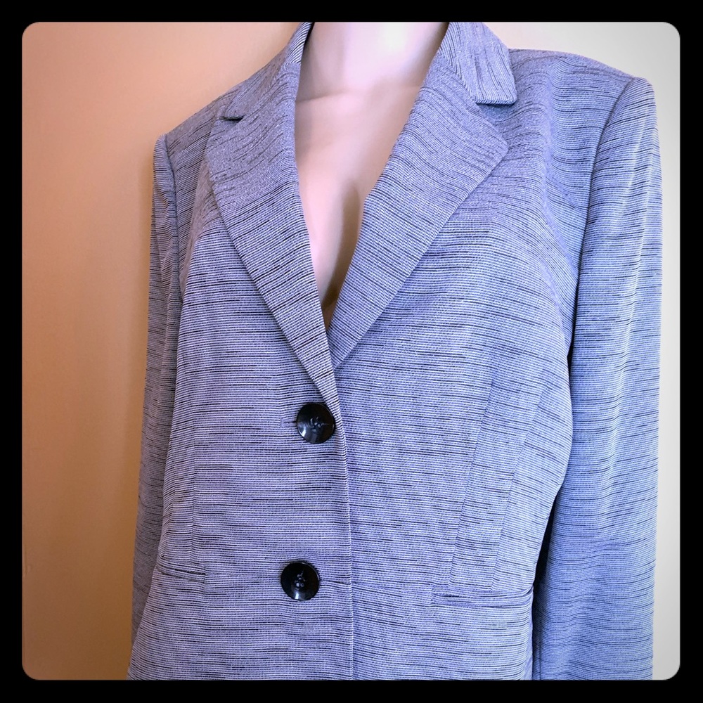 Light grey blazer.